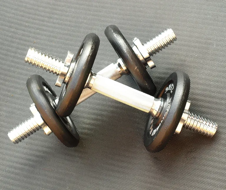 découvrez le lifting training, une méthode innovante pour sculpter votre corps et améliorer votre posture. que vous soyez débutant ou athlète confirmé, nos séances vous aideront àtonifier votre silhouette, renforcer vos muscles et booster votre confiance. rejoignez-nous pour une transformation physique efficace et durable!
